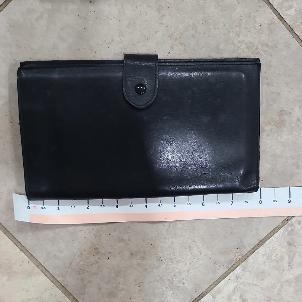 SERMONETA-ROMA Genuine Black Leather Wallet Card Holder.